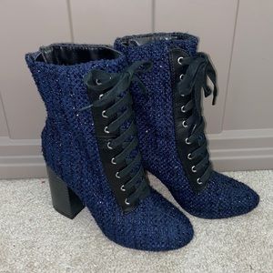 NWOT Plaid heeled Boots